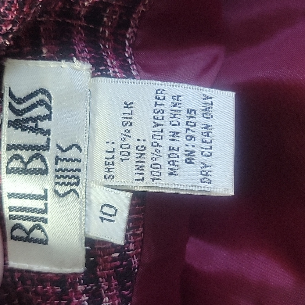 Bill Blass skirt set - Picture 10 of 12